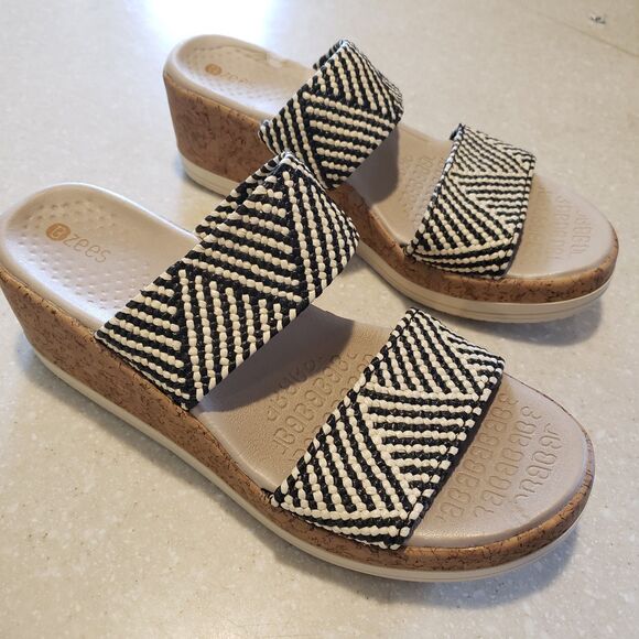 Bzees Women’s 8 Medium Resort Black Ivory Slip On Wedges Shoes Sandals - Picture 1 of 8